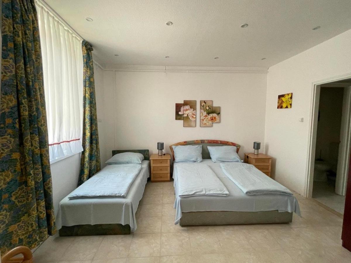 Lelle Centrum Vendeghaz Balatonlelle Dış mekan fotoğraf